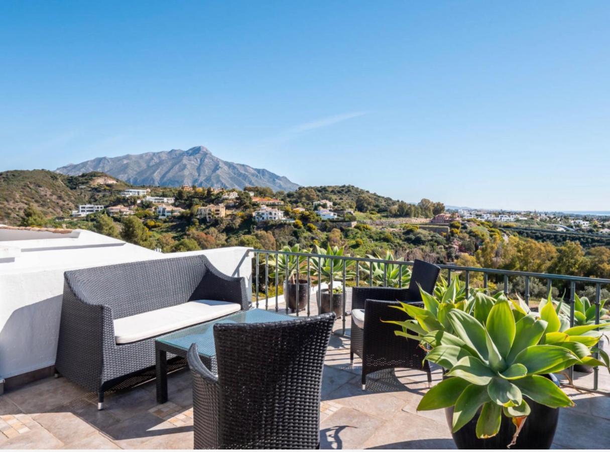Luxury 3 Bedroom House At La Quinta Golf Course Ocean And Mountain View Benahavís Exterior foto