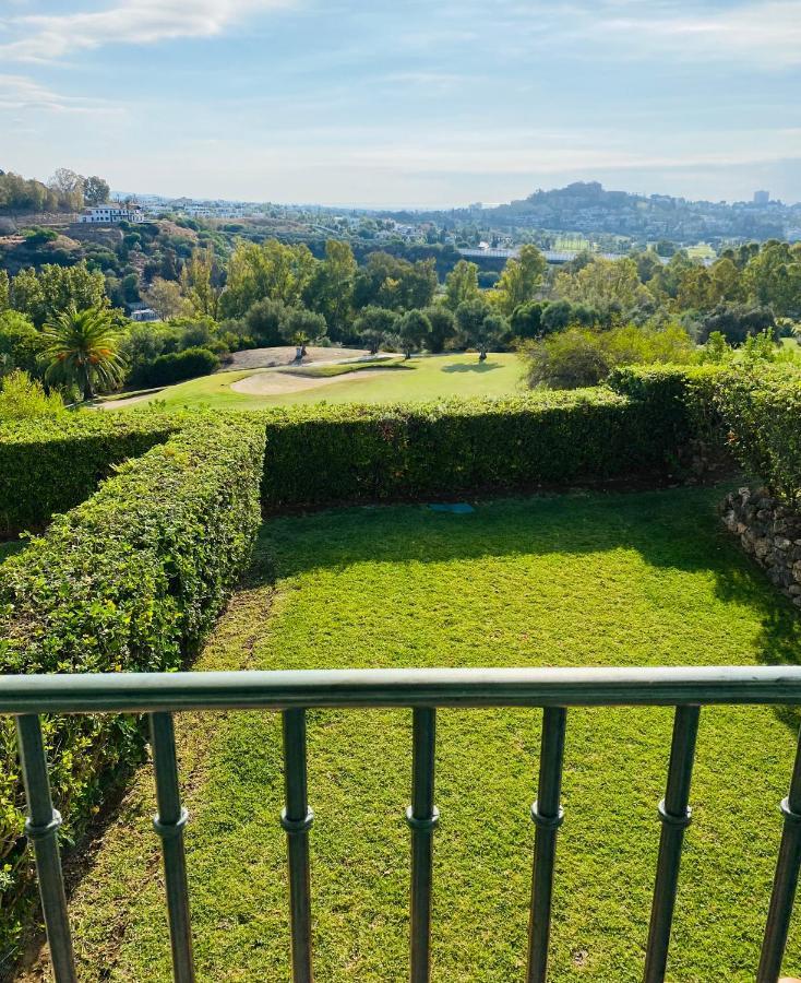 Luxury 3 Bedroom House At La Quinta Golf Course Ocean And Mountain View Benahavís Exterior foto